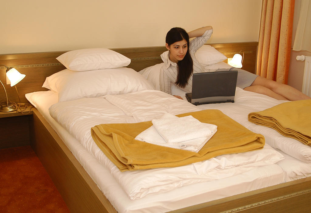 Hotel Bavaria Abda Pokój zdjęcie